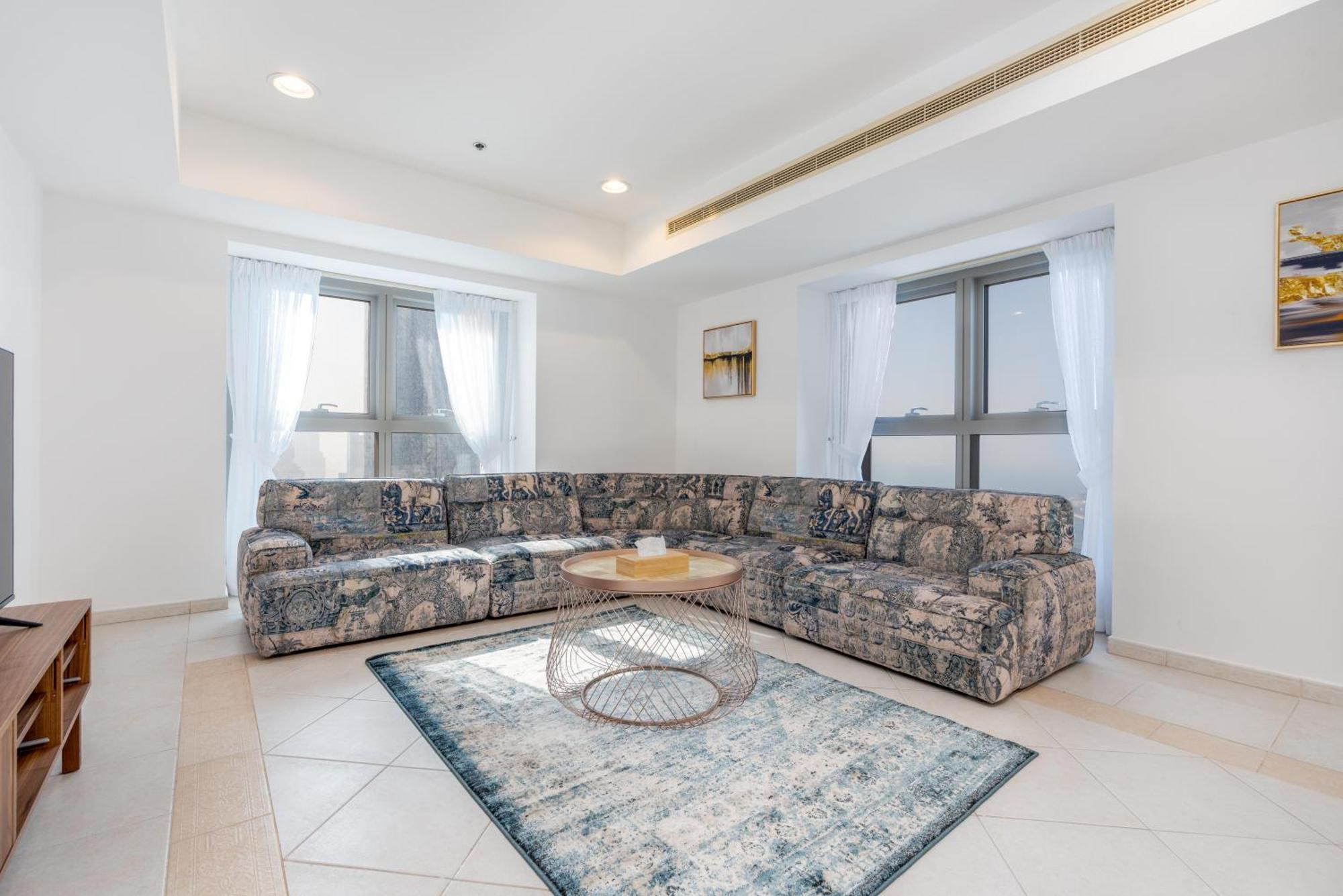 شقة Lux Bnb Princess Tower Palm Ocean Views دبي المظهر الخارجي الصورة