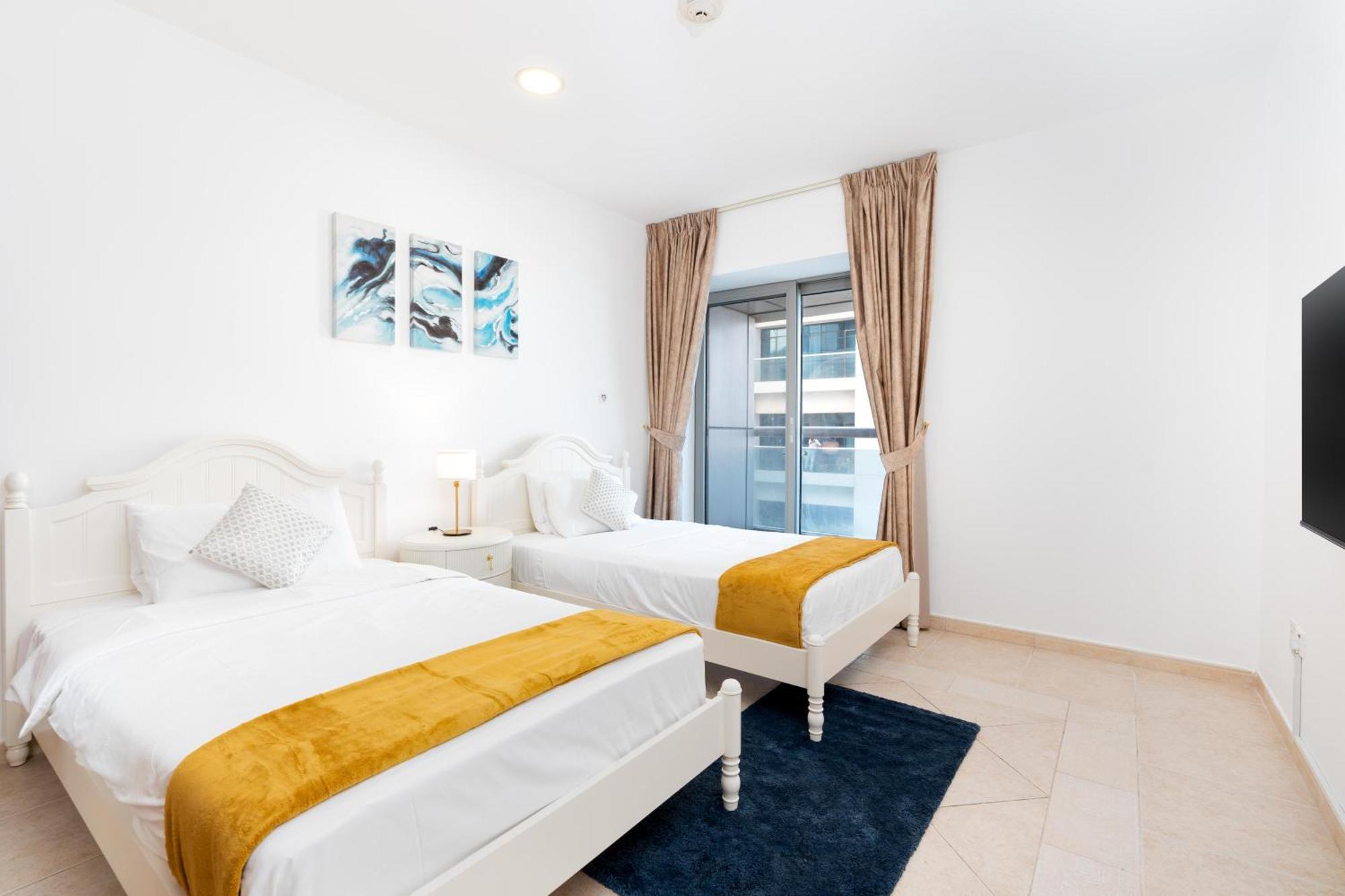 شقة Lux Bnb Princess Tower Palm Ocean Views دبي المظهر الخارجي الصورة